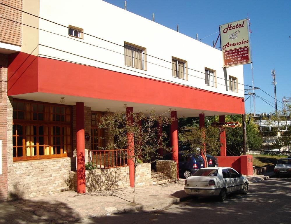 Hotel Arenales Вілья-Карлос-Пас Екстер'єр фото